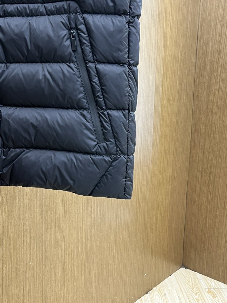 Жилетка фото 6