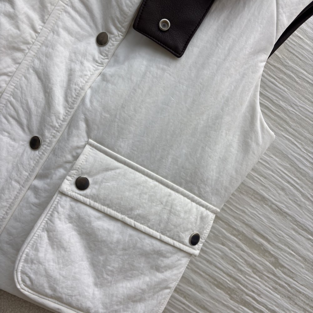 Жилетка фото 7