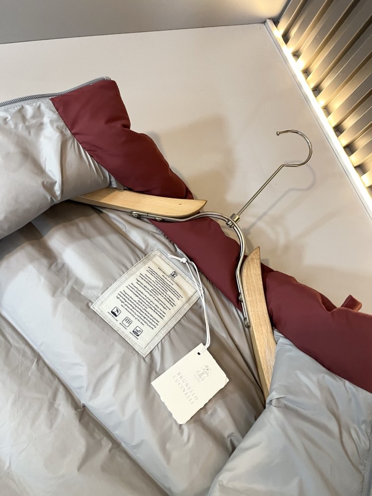 Жилетка фото 8