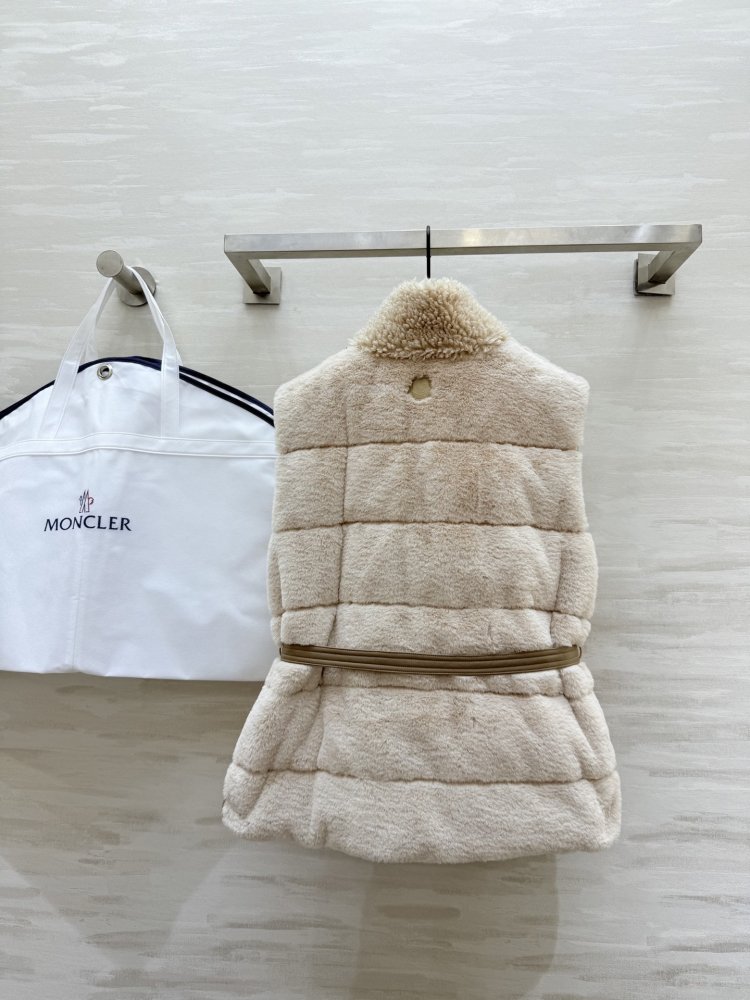 Жилетка фото 9