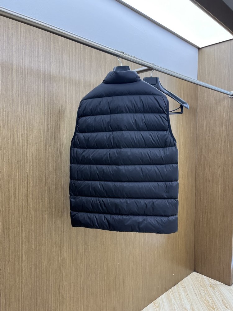 Жилетка фото 9