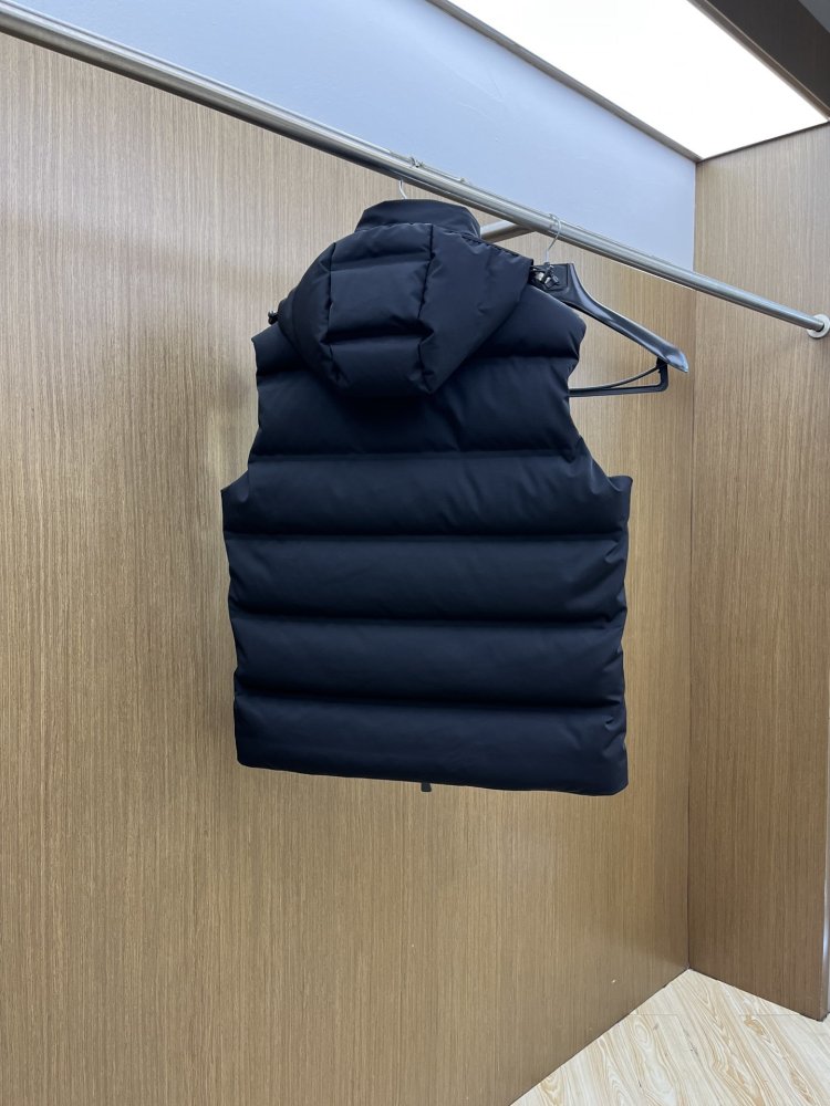 Жилетка фото 9