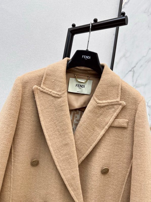 Зимовий пальто жіночі з норковым хутром фото 7