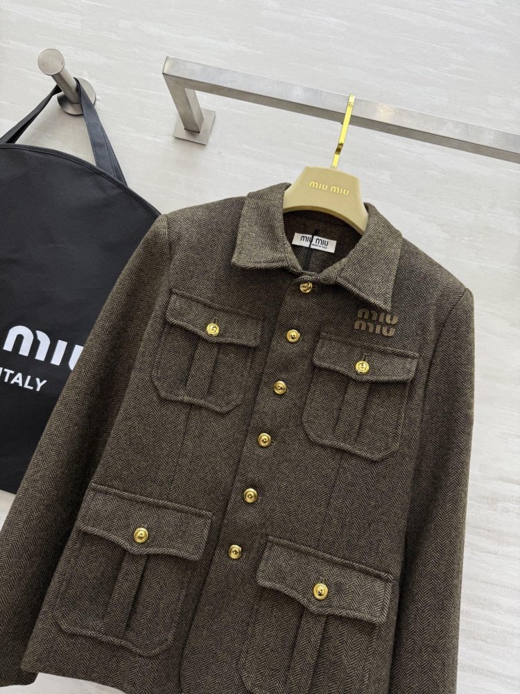 Зимнее шерстяное пальто женское фото 2