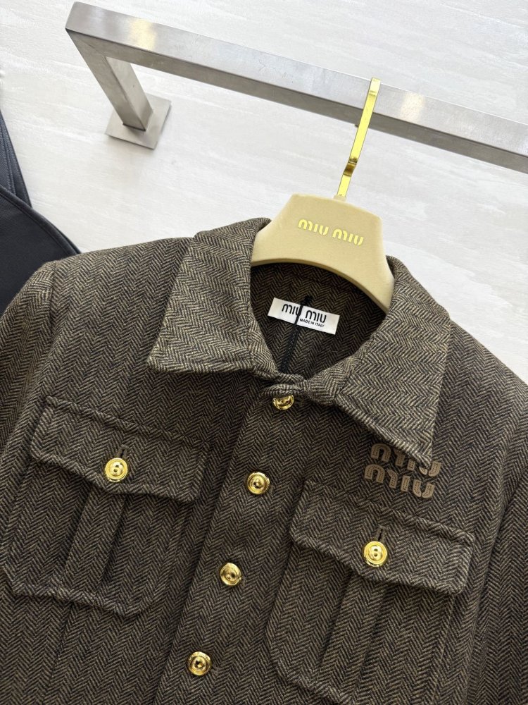 Зимнее шерстяное пальто женское фото 3