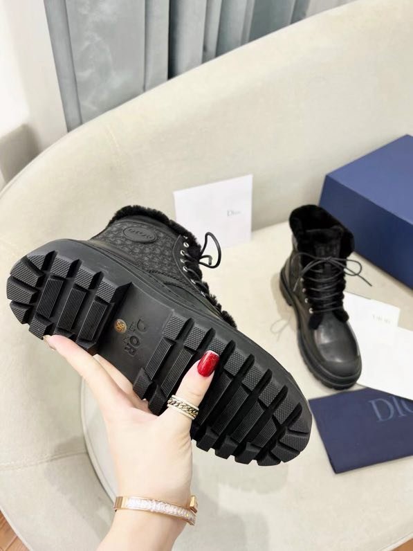 Зимние женские ботинки на меху фото 2