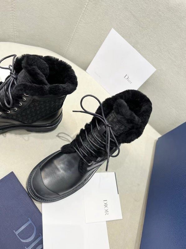 Зимние женские ботинки на меху фото 7