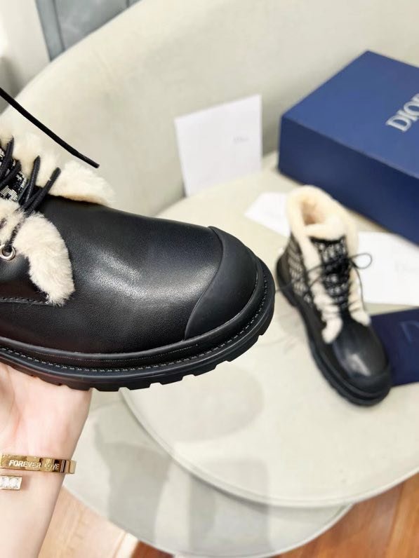 Зимние женские ботинки на меху фото 8