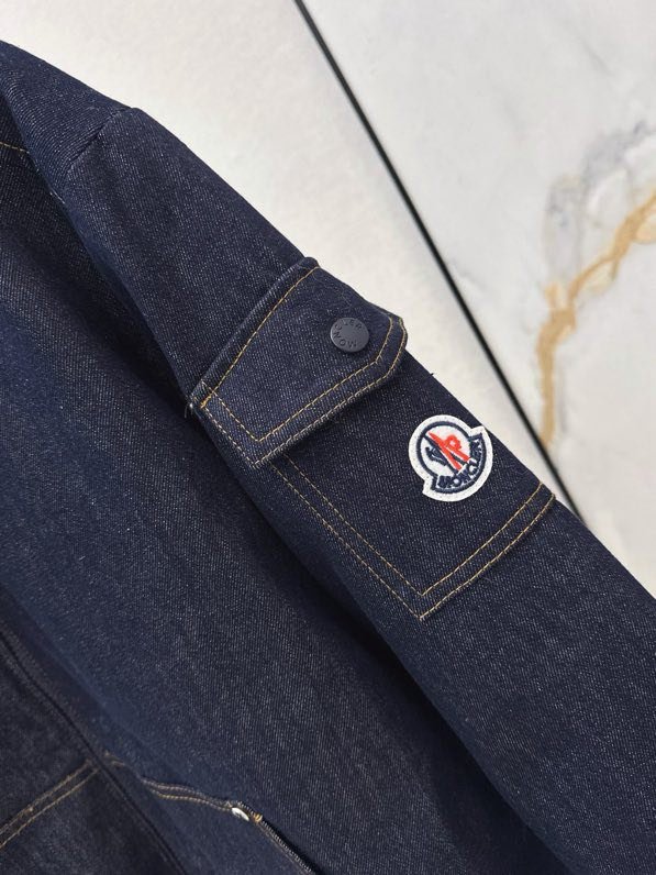 Winter denim jacket from hood фото 2