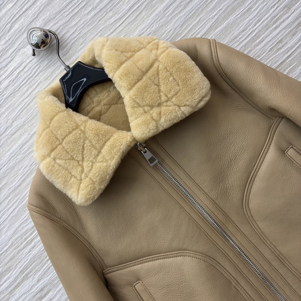 Зимняя кожаная дубленка женская фото 4