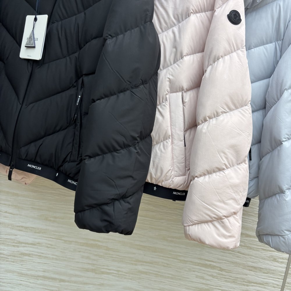 Зимняя куртка на пуху фото 7