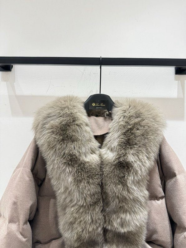 Зимова куртка пуховик з хутром лисиці фото 4