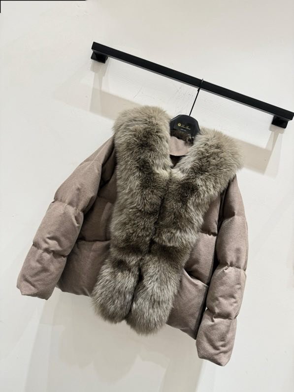 Зимова куртка пуховик з хутром лисиці фото 8