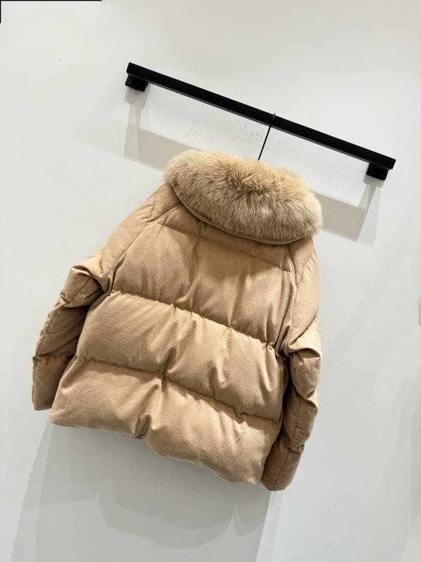 Зимова куртка пуховик з хутром лисиці фото 8