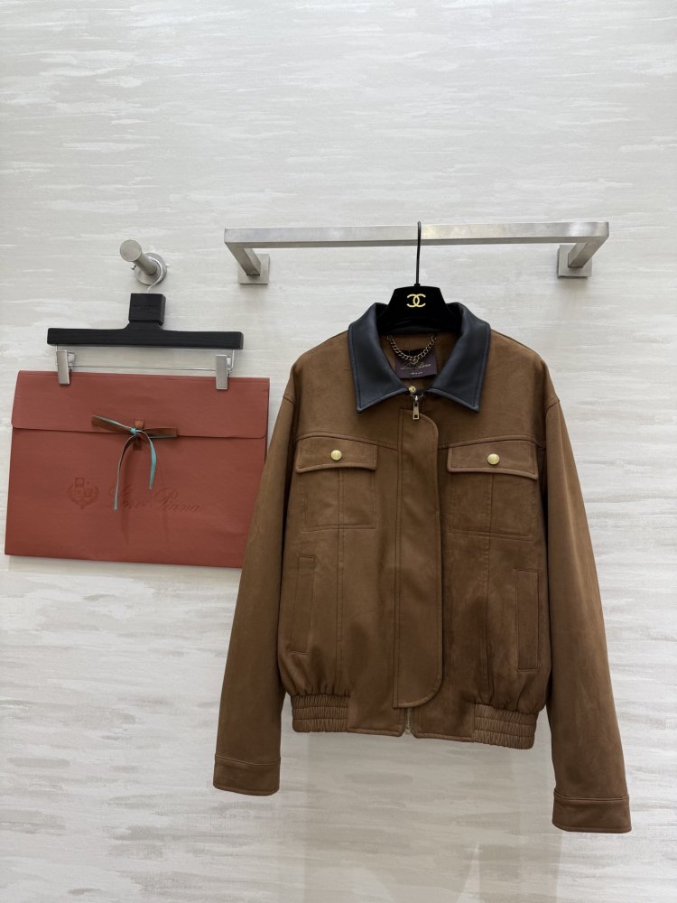 Зимова куртка з замшевим коміром