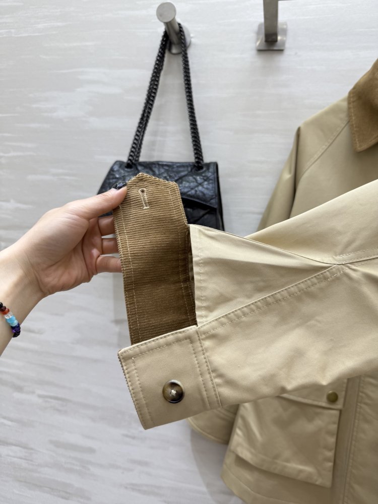 Зимова куртка жіноча фото 2