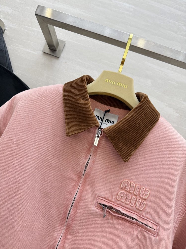 Зимова рожева куртка фото 2