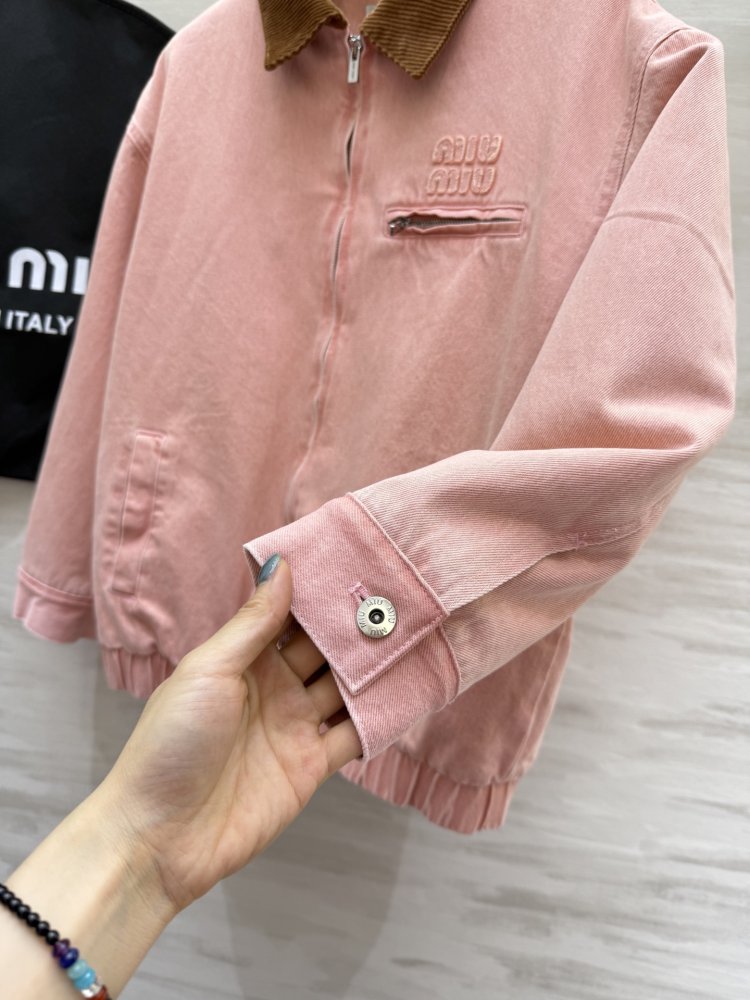 Зимова рожева куртка фото 3