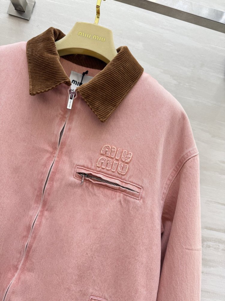 Зимова рожева куртка фото 5