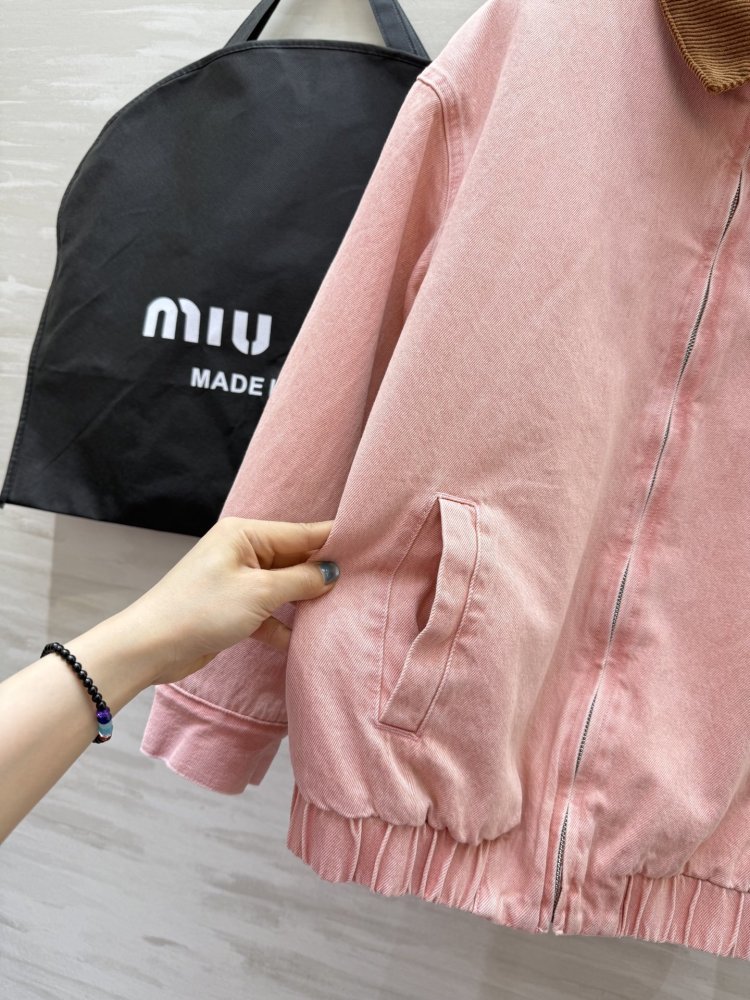 Зимова рожева куртка фото 6