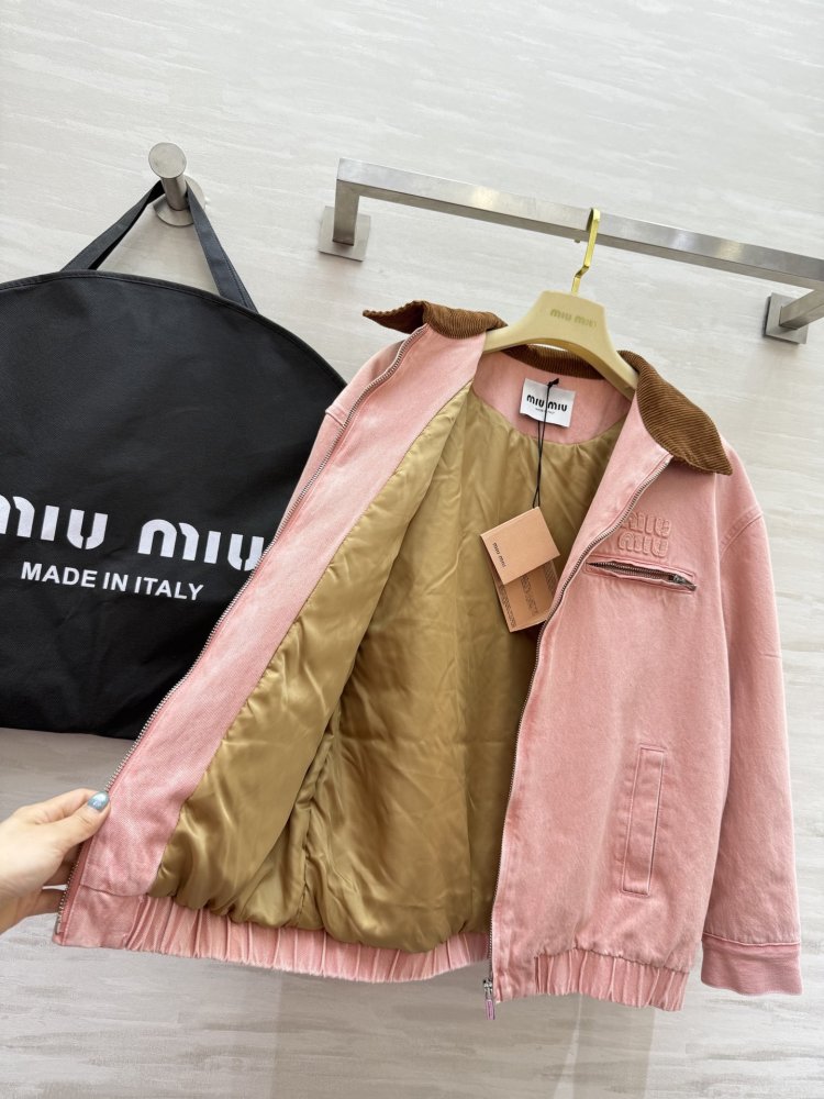 Зимова рожева куртка фото 8