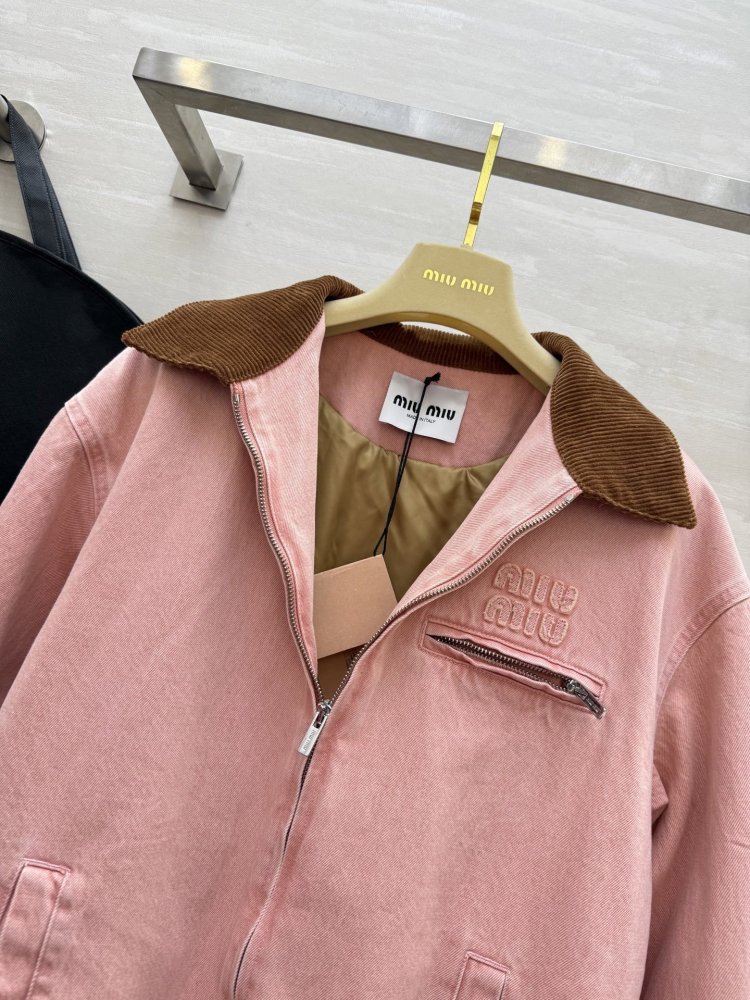 Зимова рожева куртка фото 9