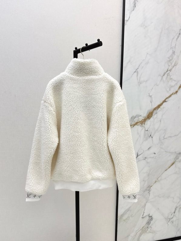 Зимняя шерстяная куртка фото 9