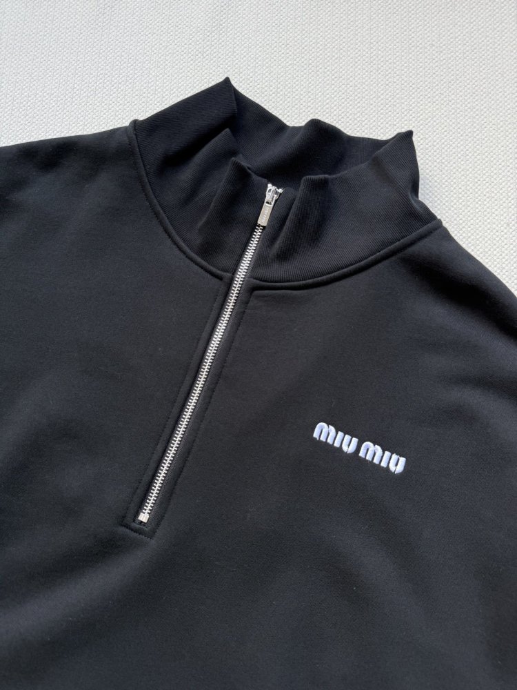 Зимняя толстовка женская фото 4